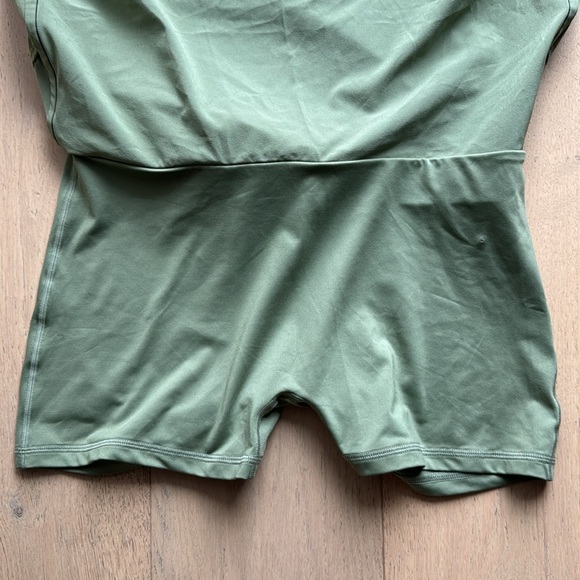 Nike Golf Dri-Fit Olive Green Skort - Picture 5 of 6
